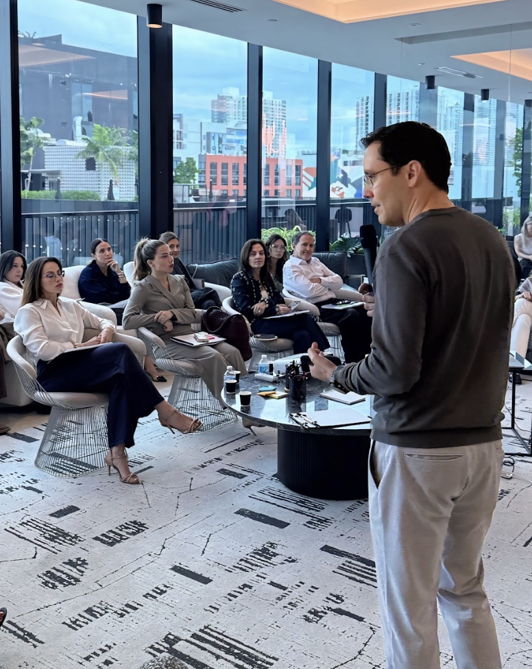 Captura de Tela 2025-11-12 às 22.15.28 Captura de Tela 2025-11-12 às 22.15.28